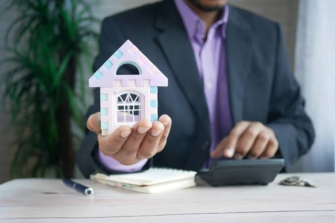 Fixed vs. Adjustable-Rate Mortgages: Which Loan Is Right for You?